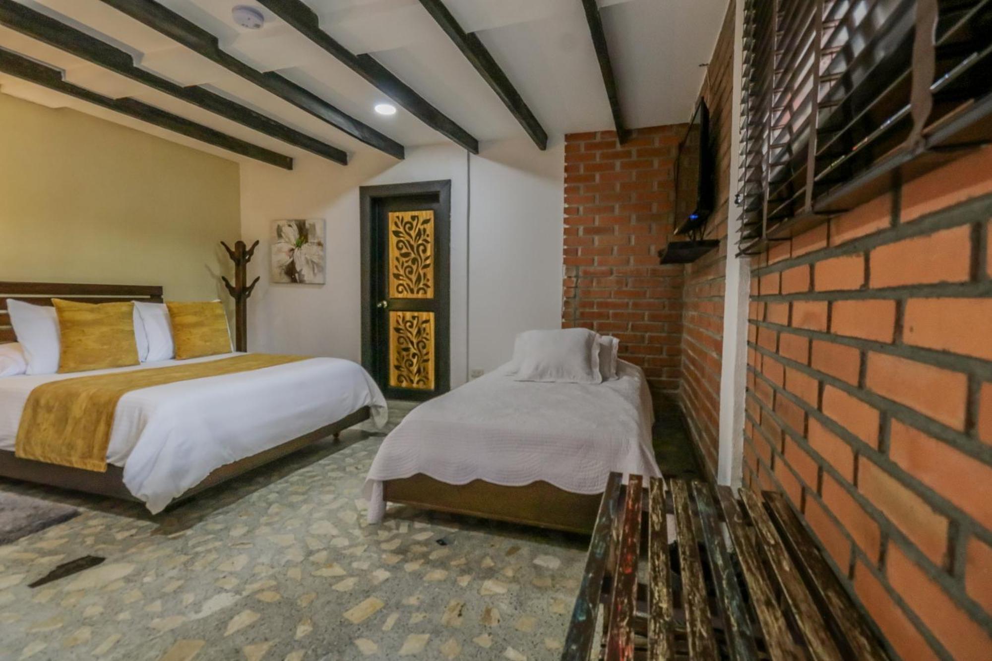 Hotel Visperas سانتا روزا دي كابال المظهر الخارجي الصورة